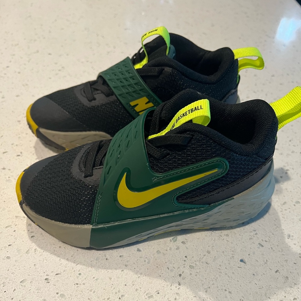 Toddler Nike Basketball shoes